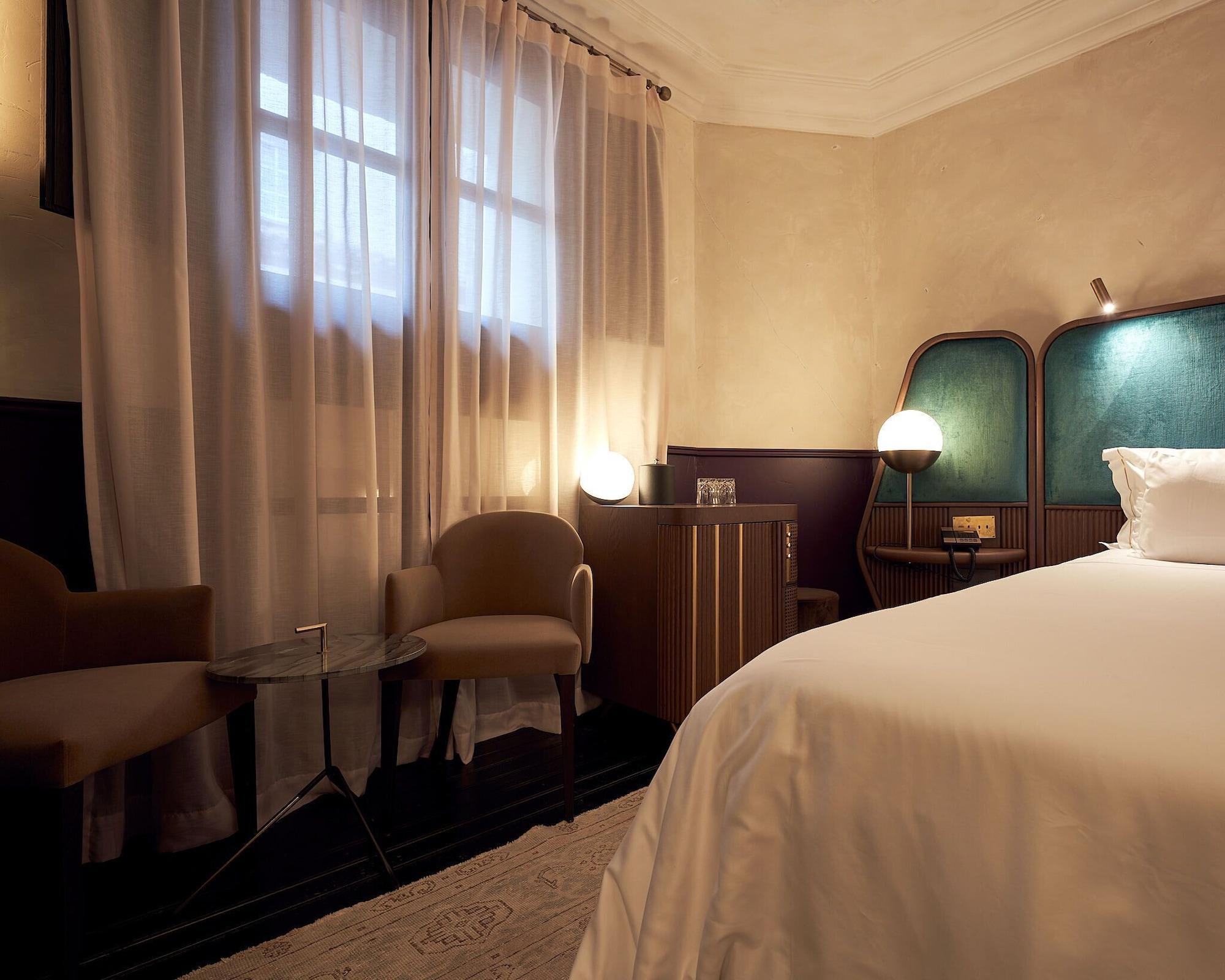 Can Bordoy Grand House Hotel Gl Preferred Hotel パルマ・デ・マリョルカ エクステリア 写真 The interior of a room at the hotel
